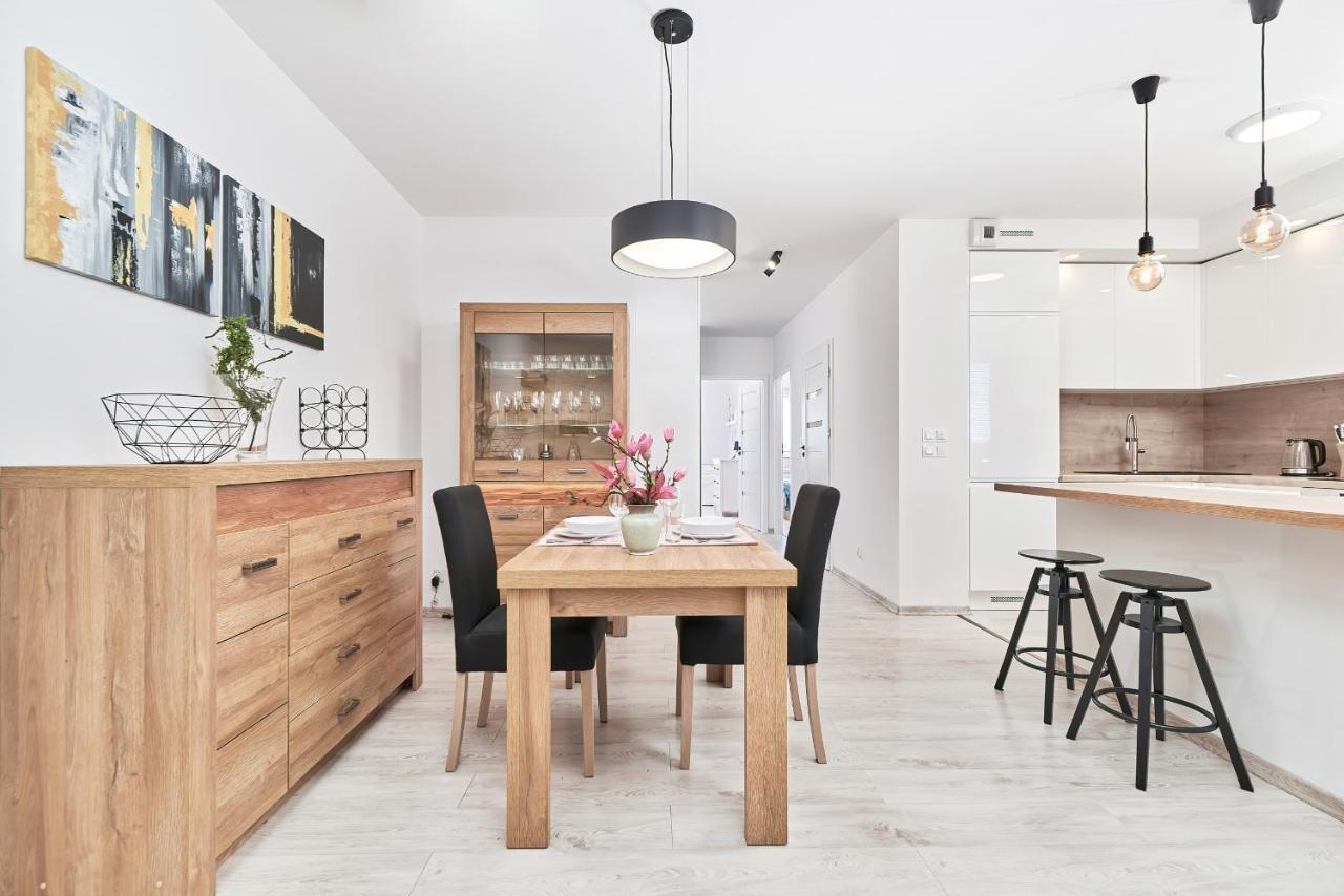 Exclusive Apartments Teczowa With Underground Parking By Noclegi Renters 弗罗茨瓦夫 外观 照片