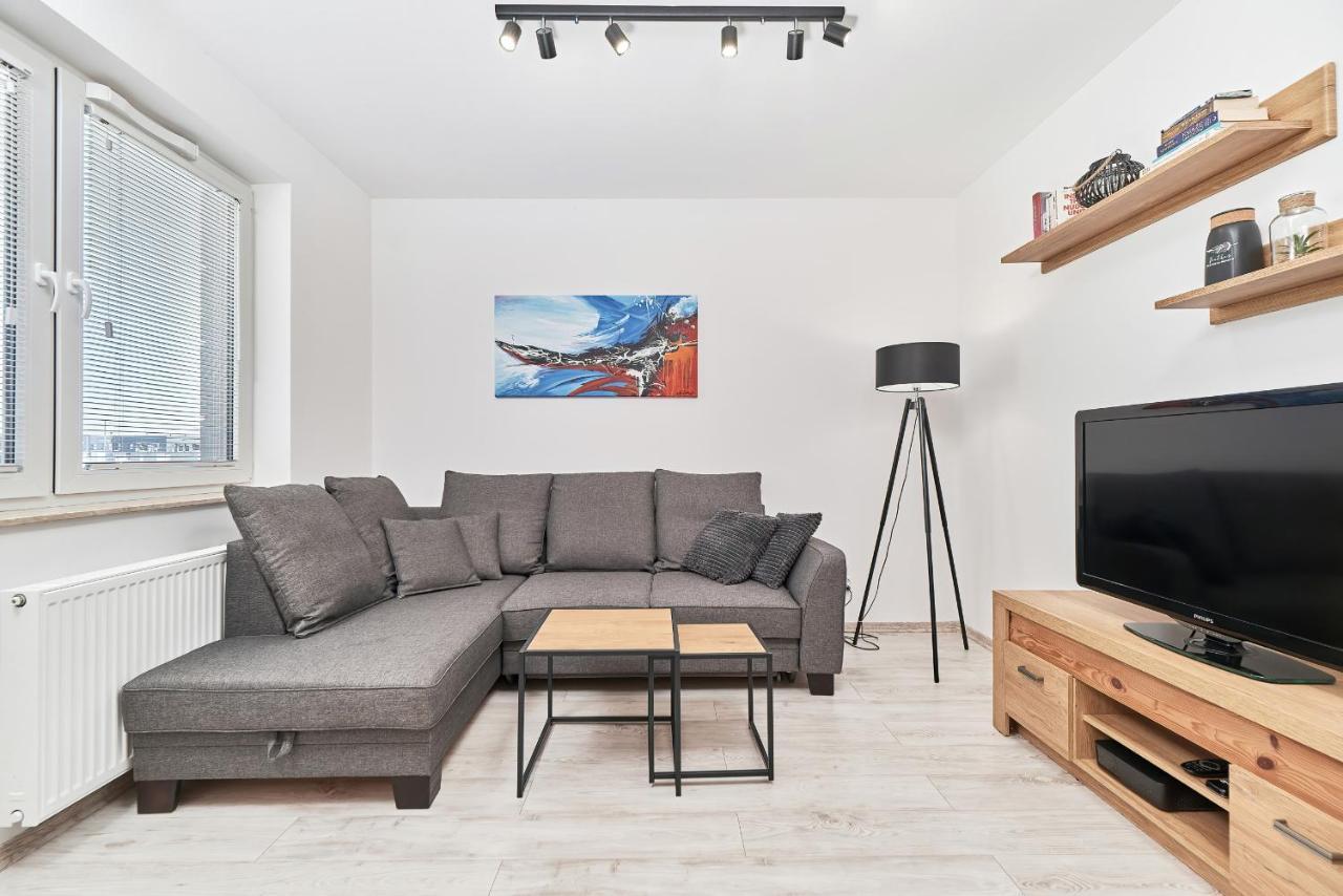 Exclusive Apartments Teczowa With Underground Parking By Noclegi Renters 弗罗茨瓦夫 外观 照片