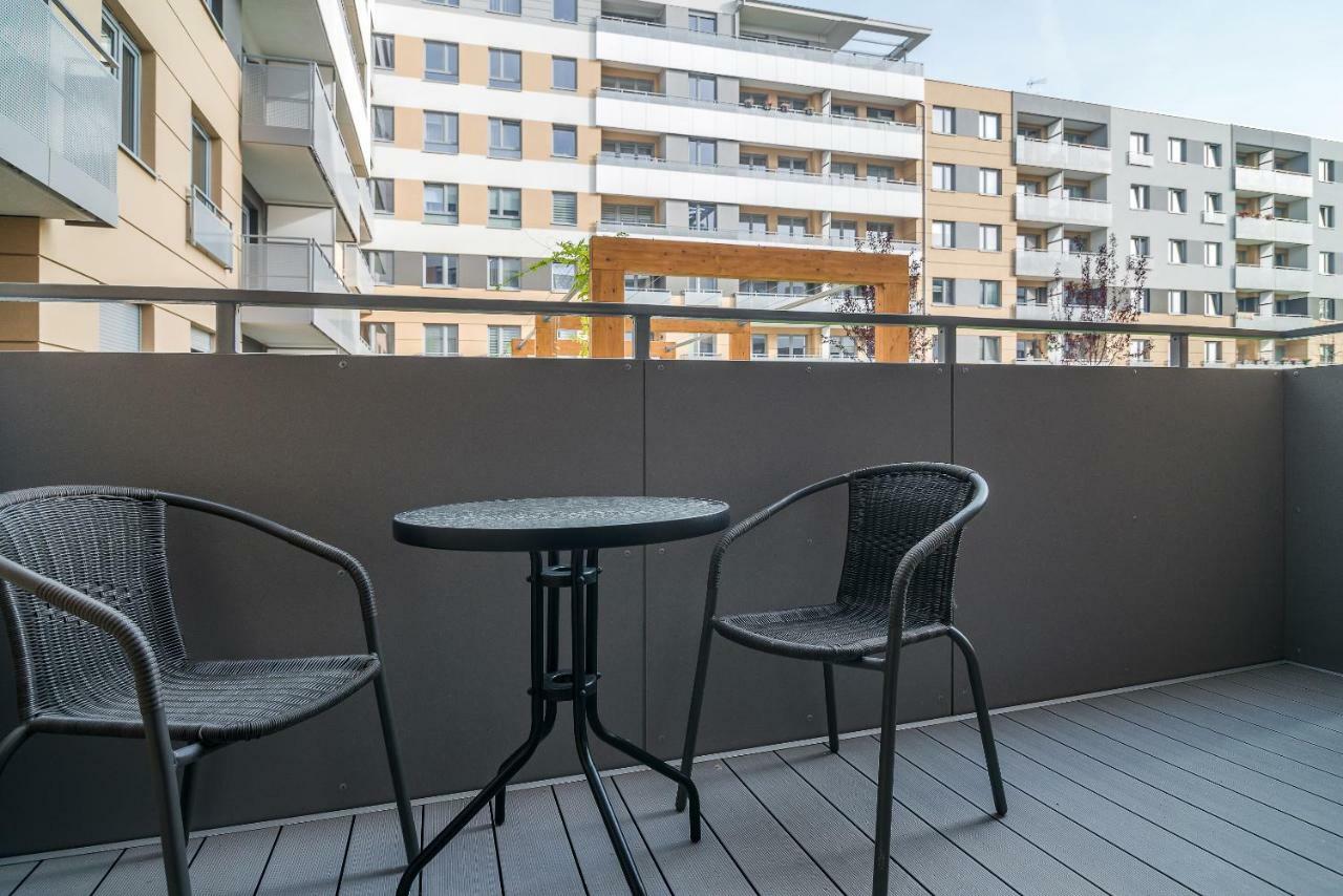 Exclusive Apartments Teczowa With Underground Parking By Noclegi Renters 弗罗茨瓦夫 外观 照片