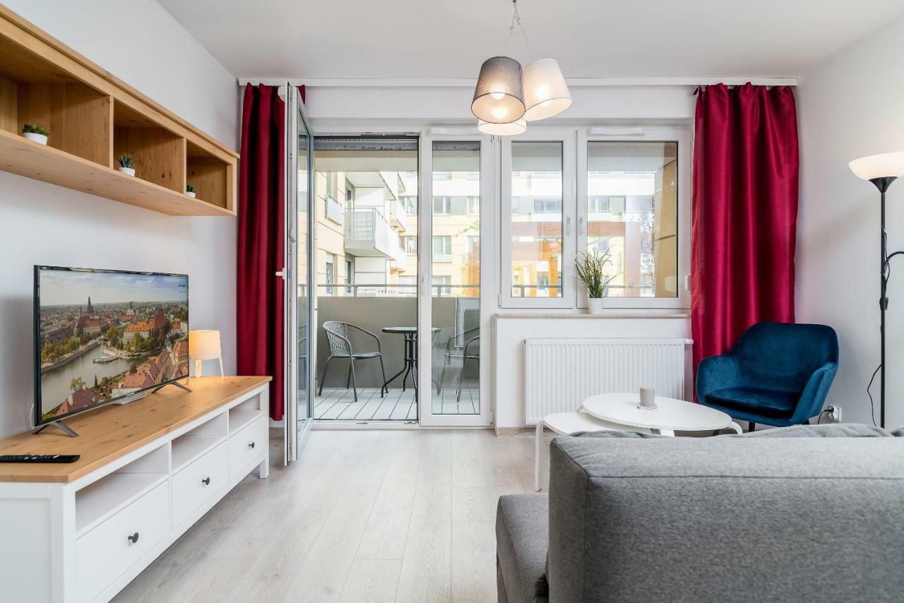Exclusive Apartments Teczowa With Underground Parking By Noclegi Renters 弗罗茨瓦夫 外观 照片