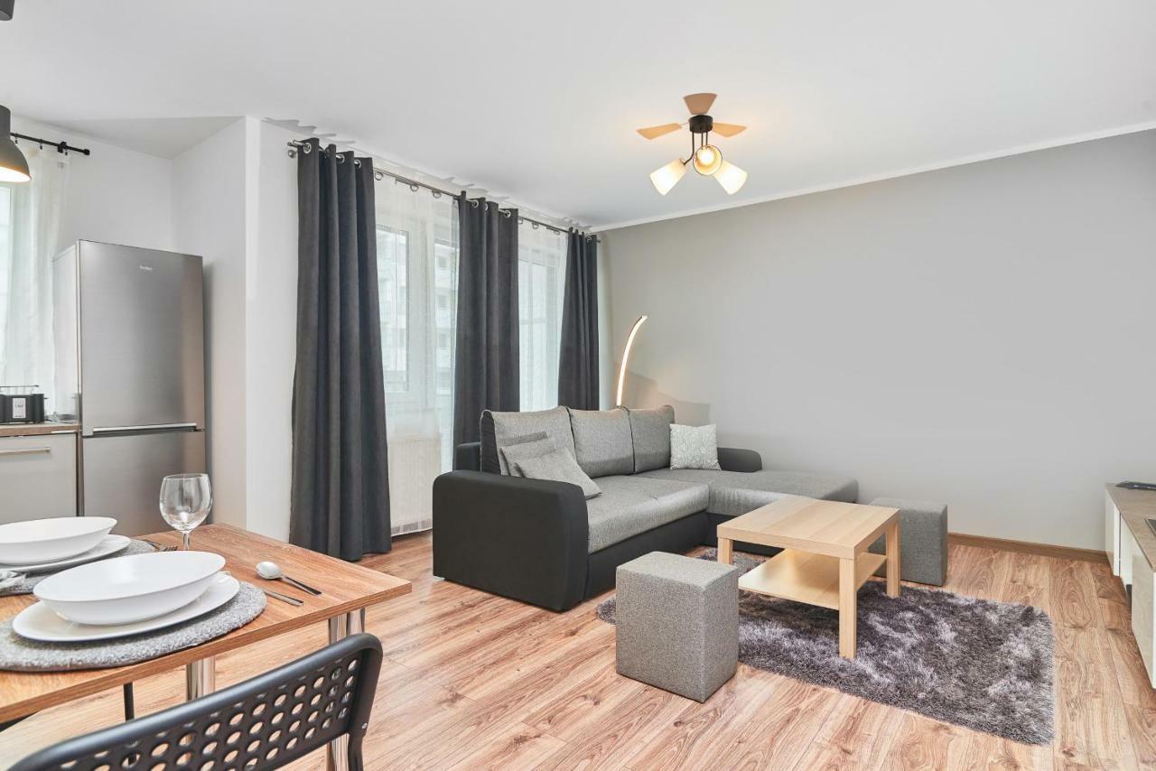 Exclusive Apartments Teczowa With Underground Parking By Noclegi Renters 弗罗茨瓦夫 外观 照片